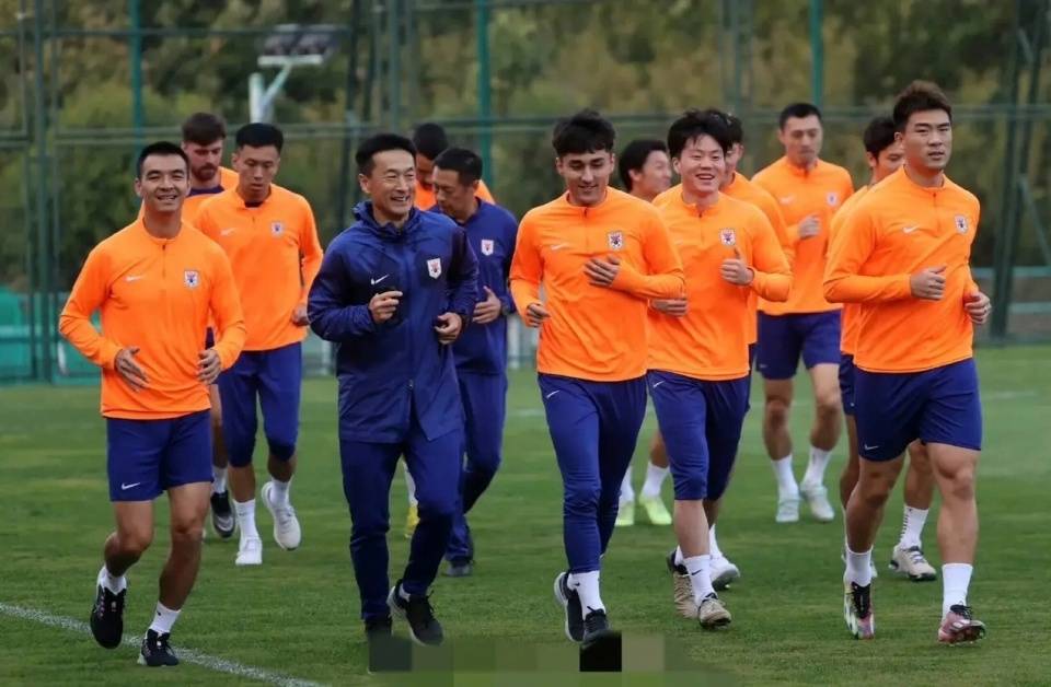 瓦力官网-球员战术多变，比赛节奏扣人心弦的简单介绍