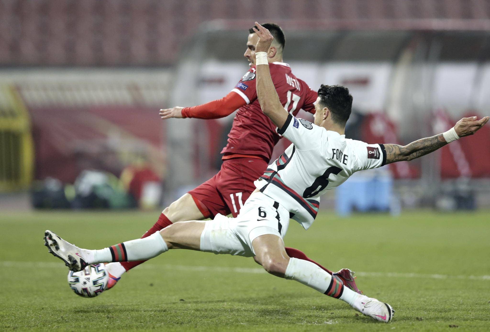 塞尔维亚队-惨败，欧预赛前景堪忧的简单介绍