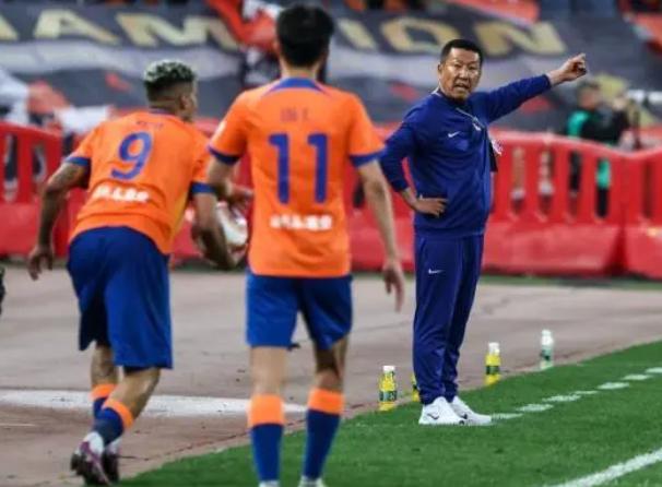 瓦力棋牌游戏-关于申花主场大败，主帅承认战术失误的信息