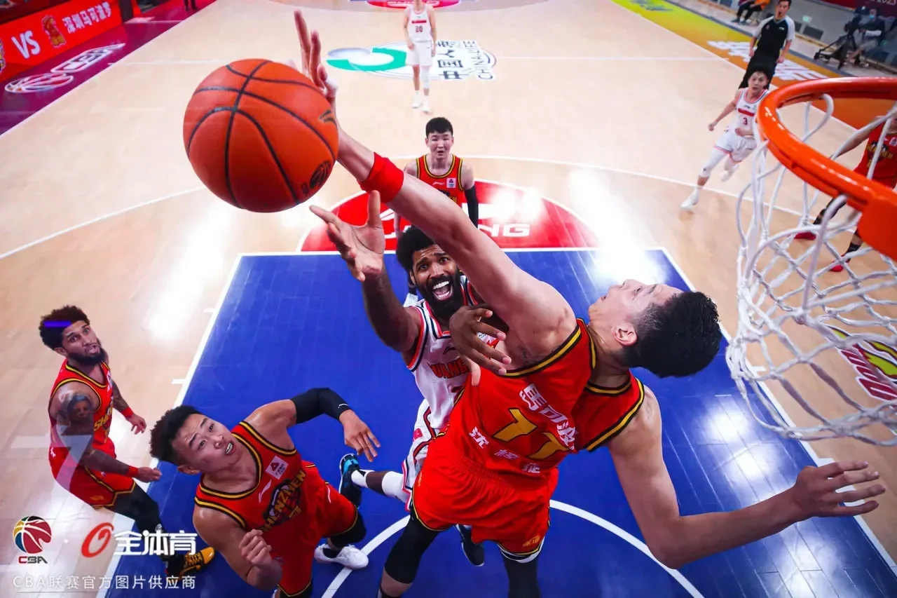 日本职业篮球联赛实行新规定，提高比赛水准