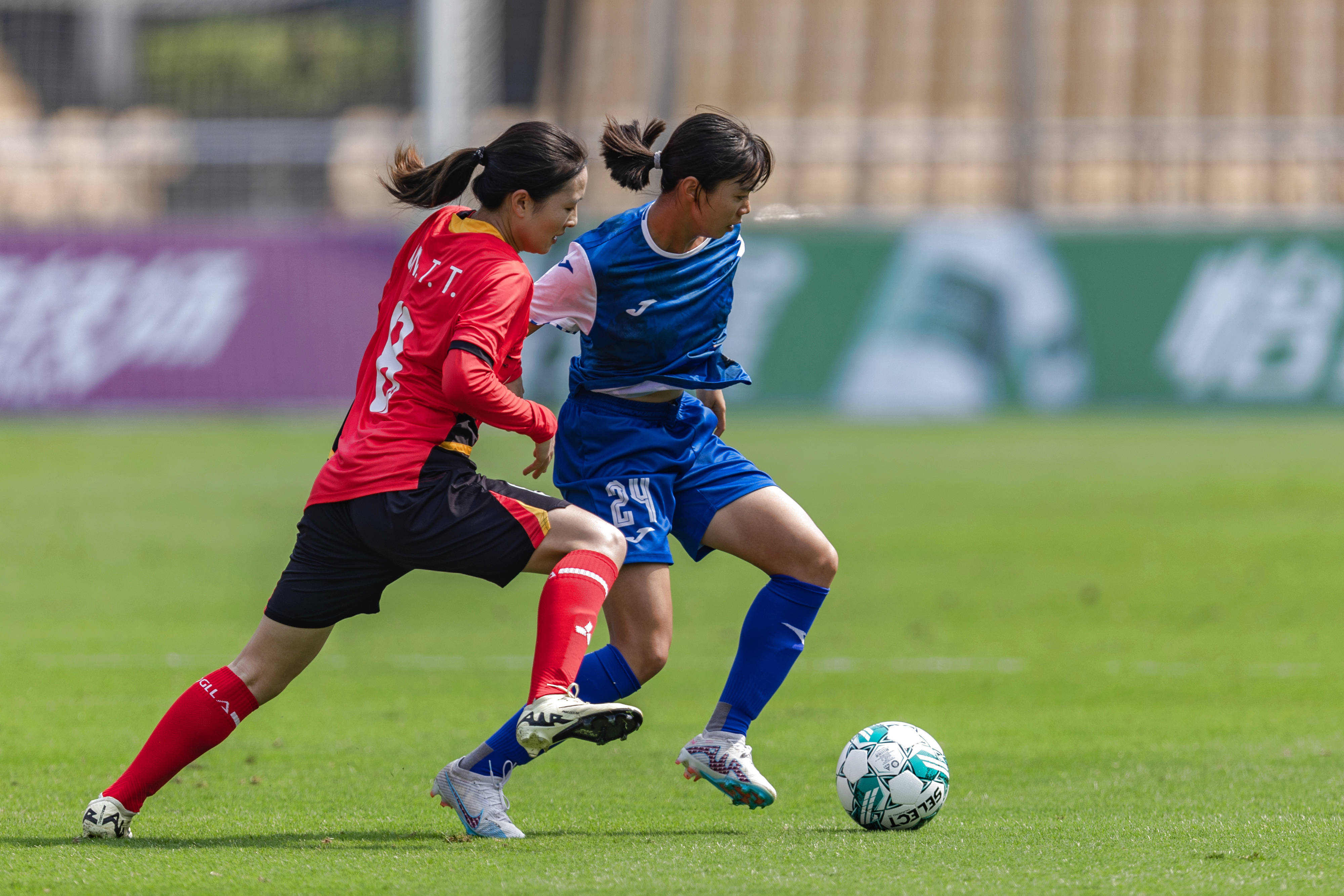 瓦力棋牌-精彩女足对阵精彩上演，赛场竞技水平高涨的简单介绍