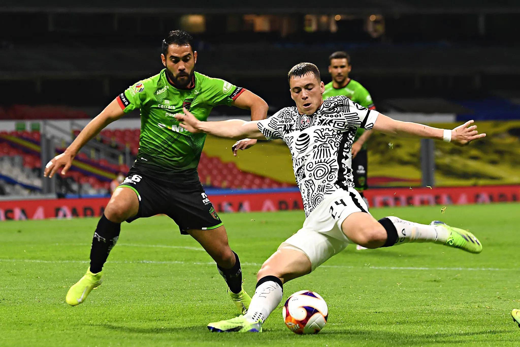 包含切沃客场不敌对手，保级形势严峻的词条