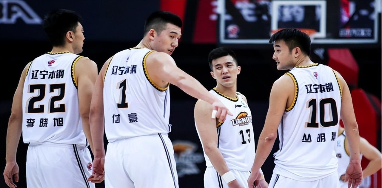 贵州男篮在激战中取得了胜利，实现连胜