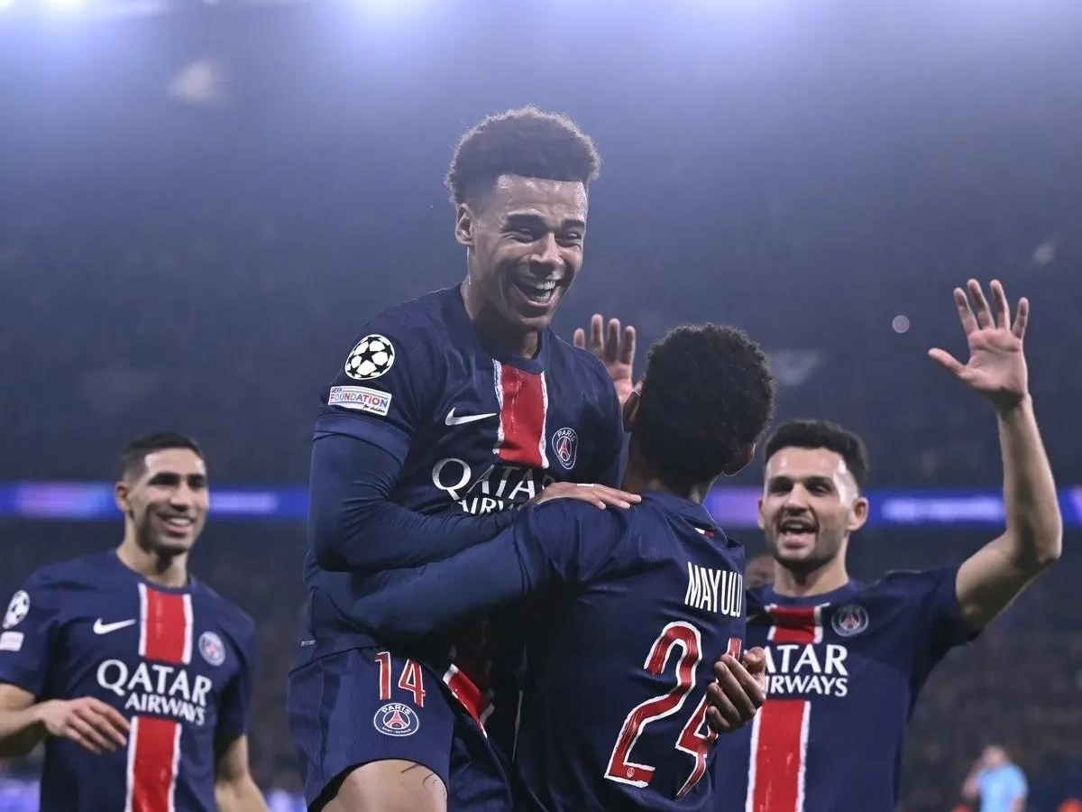 巴黎圣日耳曼法比赛；人都应多列，%