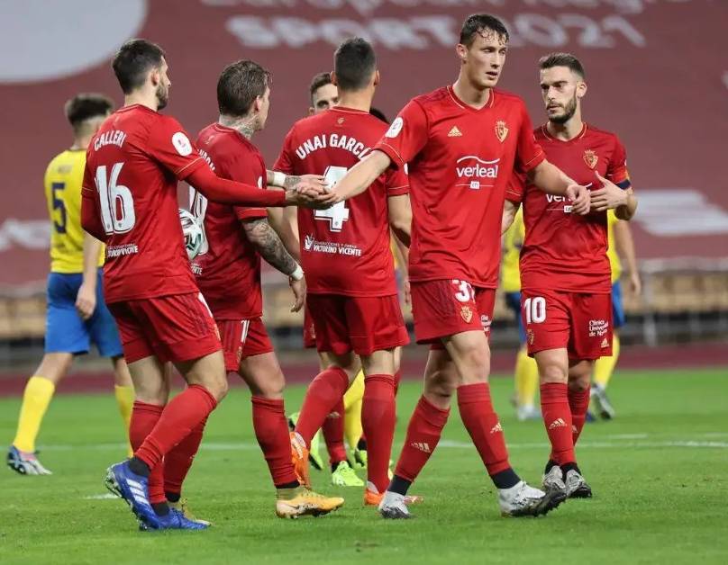 科尔切斯特主场打平，积分榜处于中游