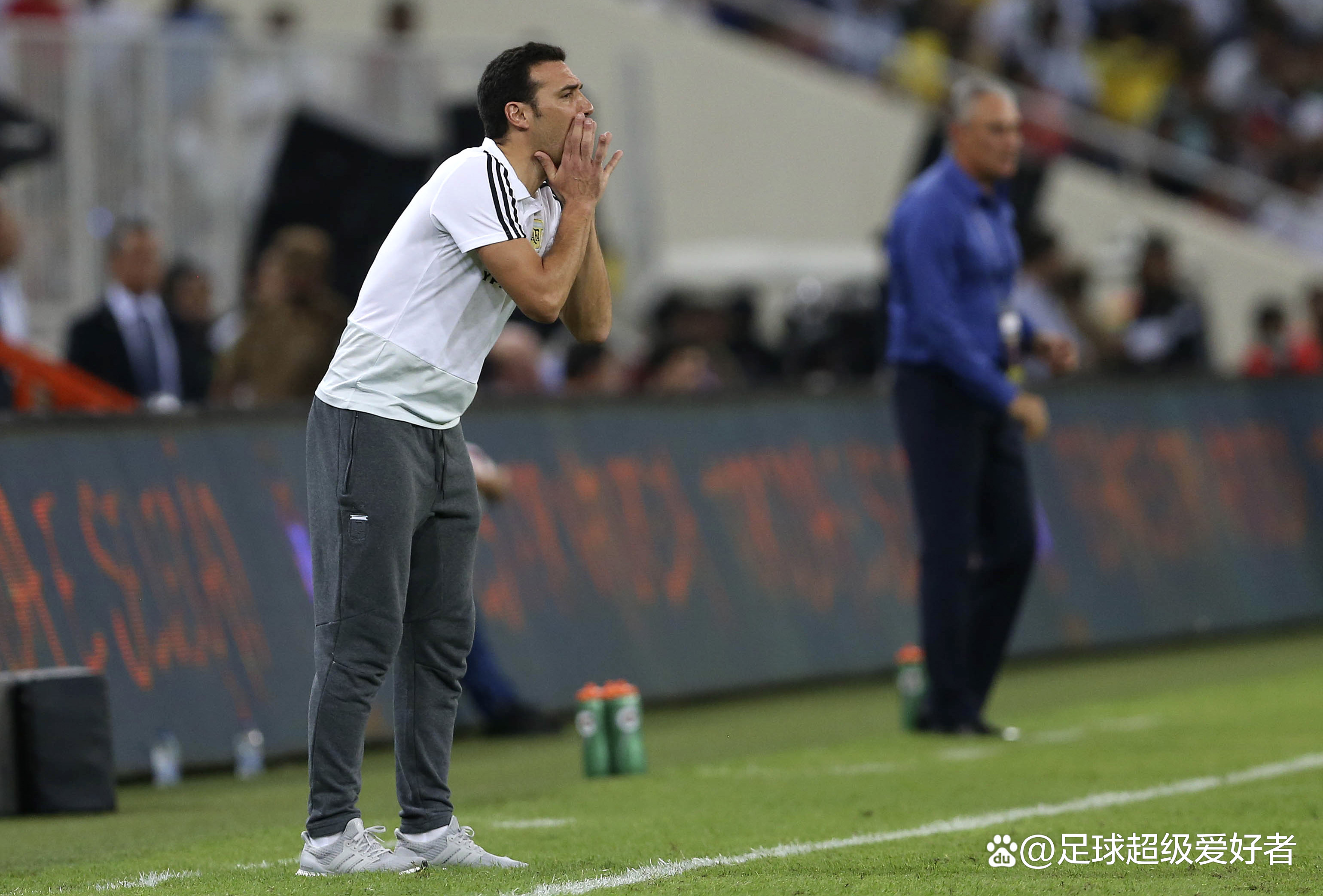 瓦力棋牌app-关于阿根廷足球热门：一名重要球员因伤无缘下场，球队备战需小心对策的信息