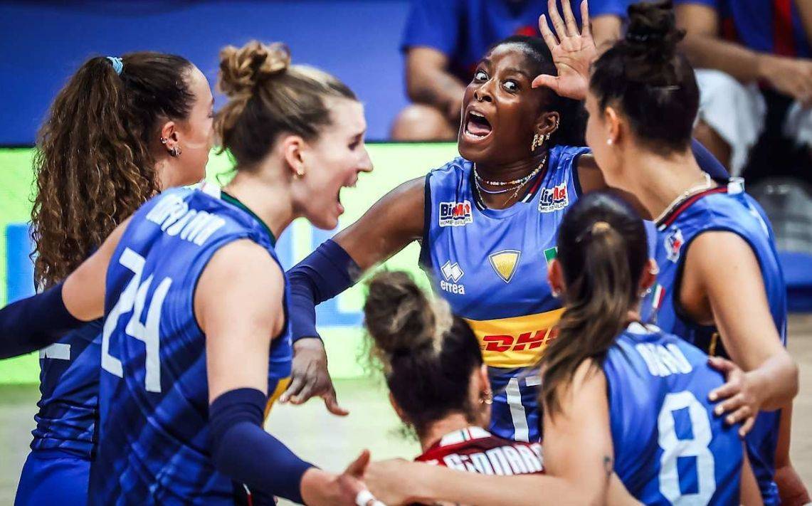 意大利客场胜保加利亚，贝利纳特莱雷独中两元