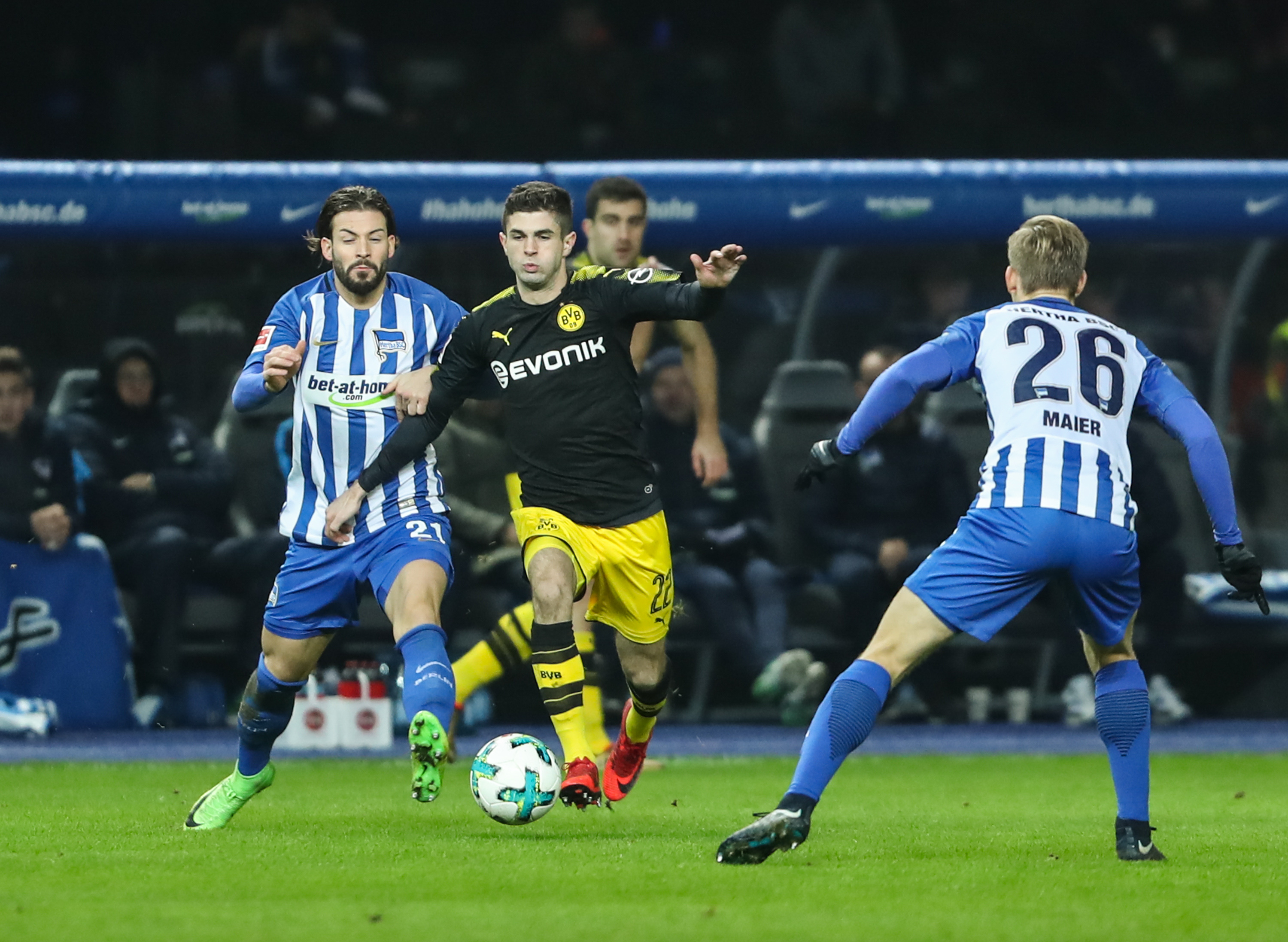 柏林赫塔将迎战多特蒙德，谁能在主场占据优势？