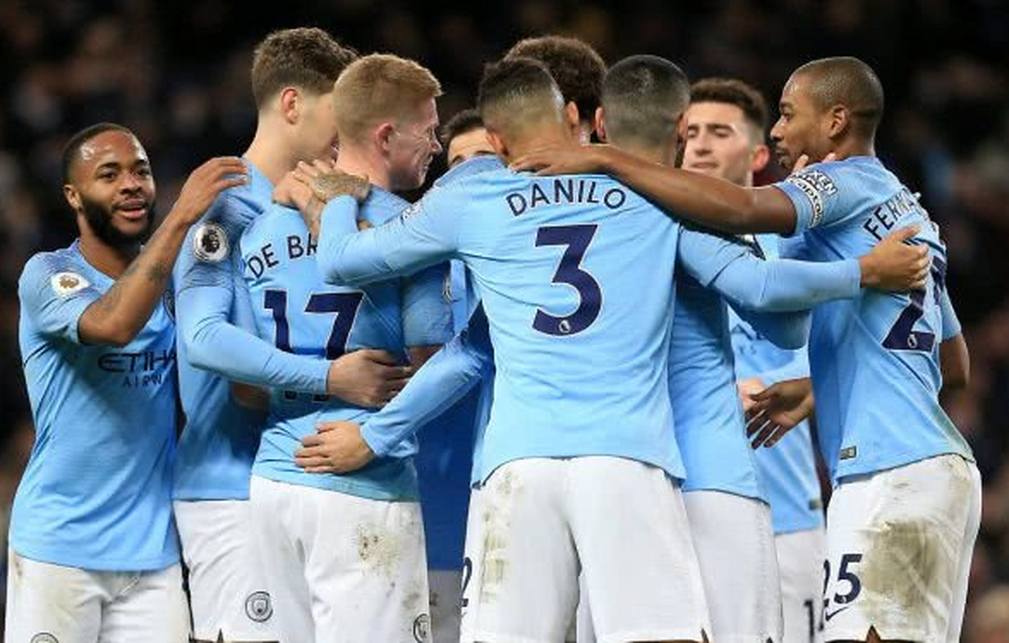 瓦力棋牌app-哈德斯主场不敌曼城，降级前景沦为虚无