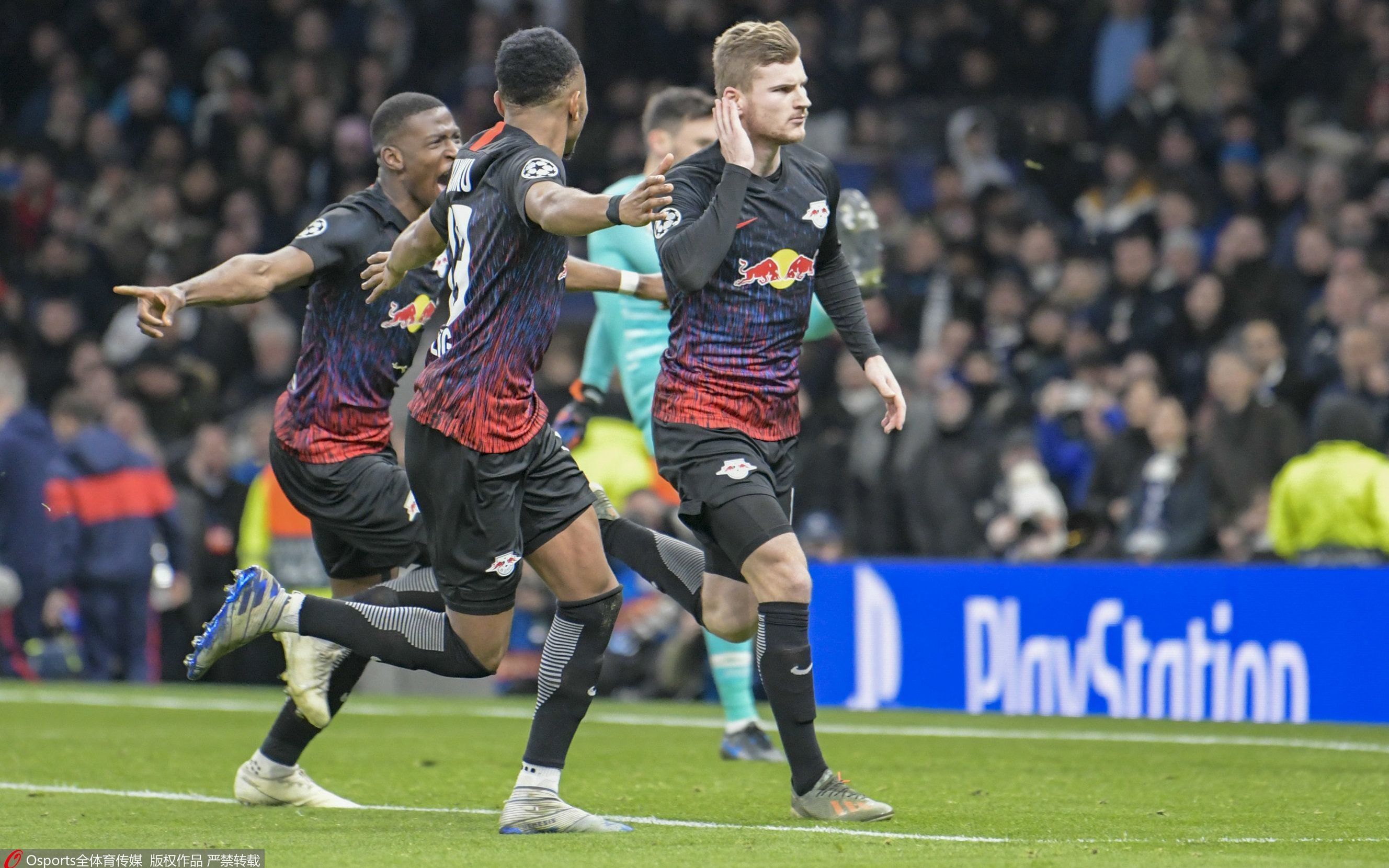 瓦伦西亚主场大捷，保持连胜！