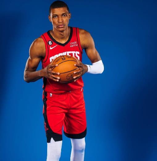 瓦力棋牌app-火箭全队发威，击败西部劲旅