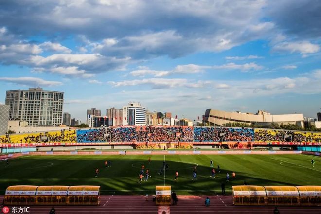 山东鲁能勇往直前迎战北京人和，争取胜利