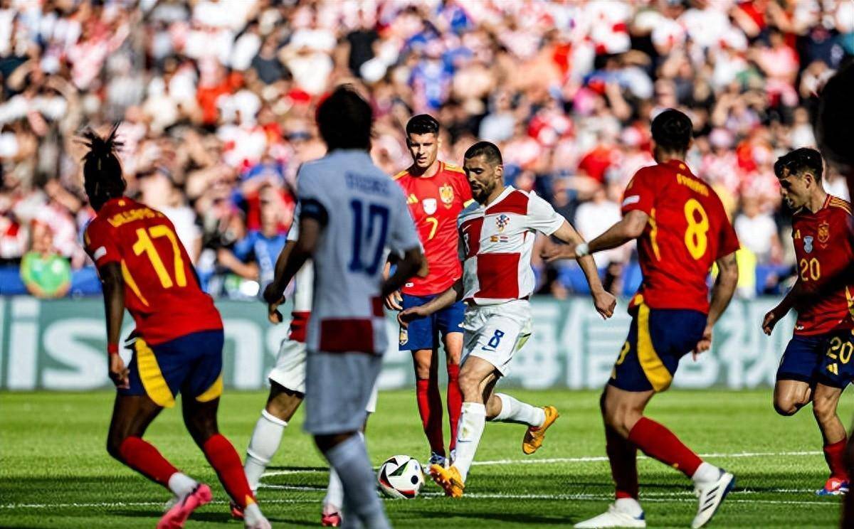 瓦力棋牌app-克罗地亚逼平西班牙，晋级前八强