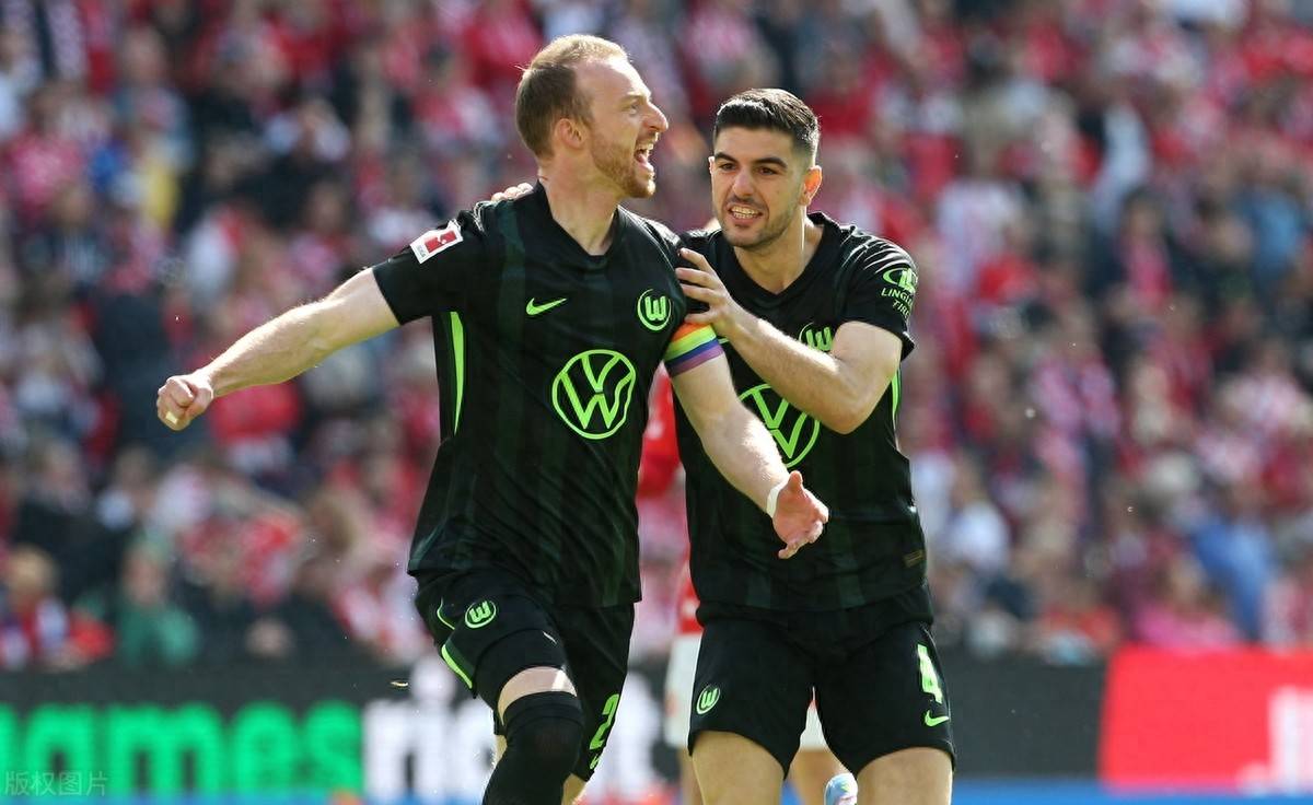 瓦力棋牌官网-沃尔夫斯堡客场击败对手，取得宝贵三分