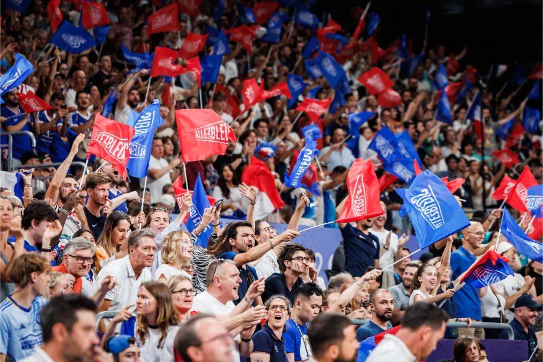 瓦力棋牌app-德国队勇夺半决赛胜利，冲击冠军宝座