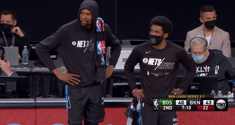 瓦力棋牌app-包含湖人队外线得分火力全开，刷新赛季记录的词条