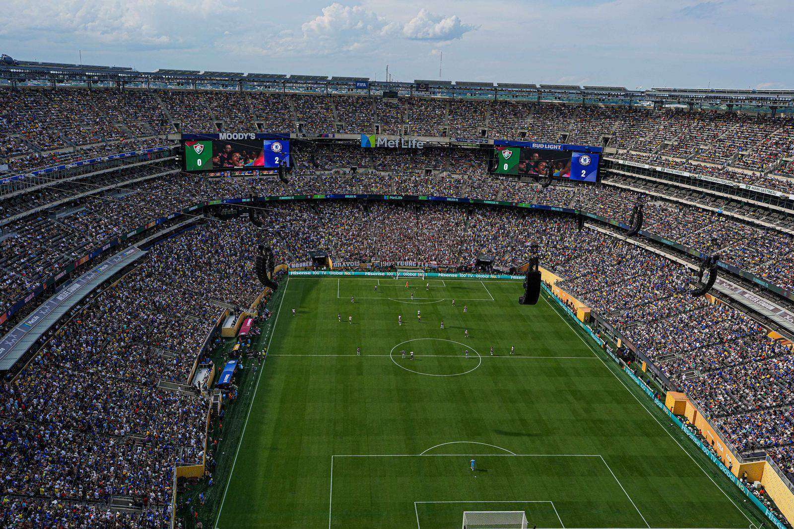 瓦力棋牌app-关于切尔西后卫表现稳健，球队防线坚不可摧的信息