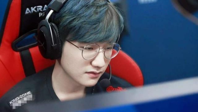 关于英雄现身挽回颓势，球队连胜势头逐渐井喷的信息