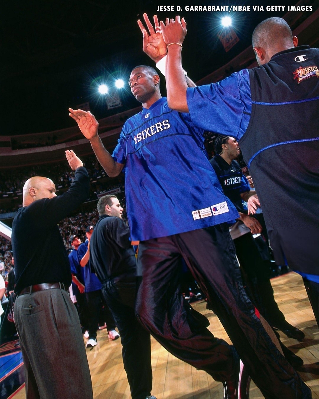 猛龙力克76人，赢得七连胜