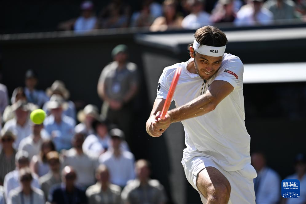 美网横扫温网，阿尔卡拉斯惊艳四座的简单介绍